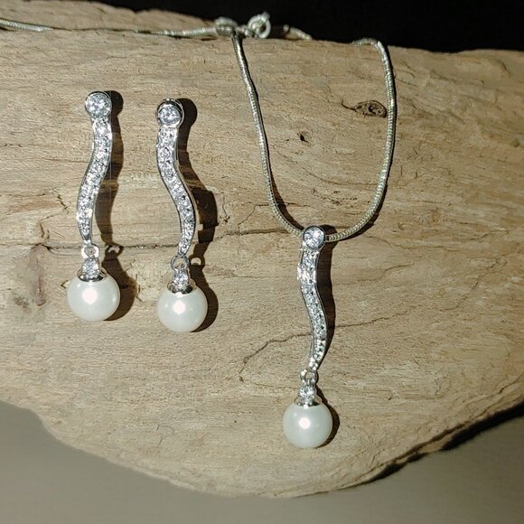 Necklace Earring Set 925 Sterling Silver 18 inch Faux Pearl Cubic Zirconia - Picture 1 of 13